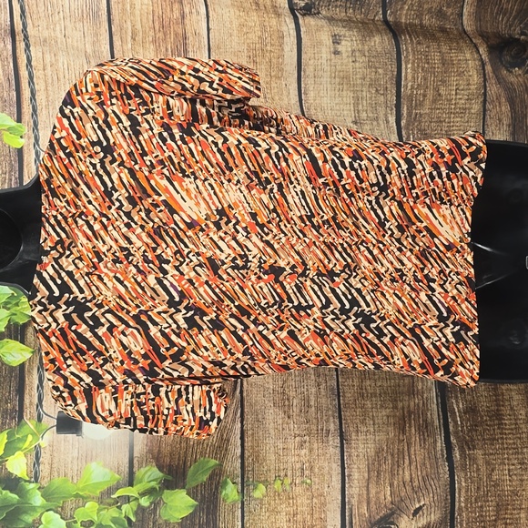 Notations Surplice Top - Picture 6 of 8